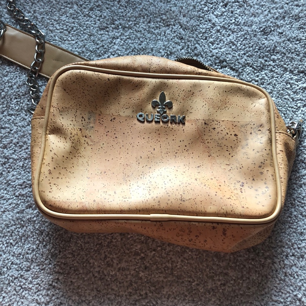 Queork crossbody purse